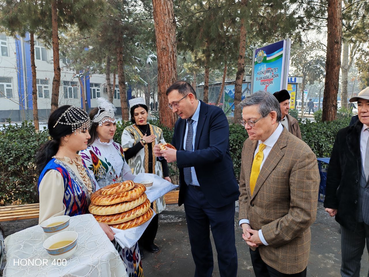 Asaka tumanida saraton kasalliklarini erta aniqlashga qaratilgan skrining tekshiruvlarining ochilish marosimi bo‘lib o'tdi.